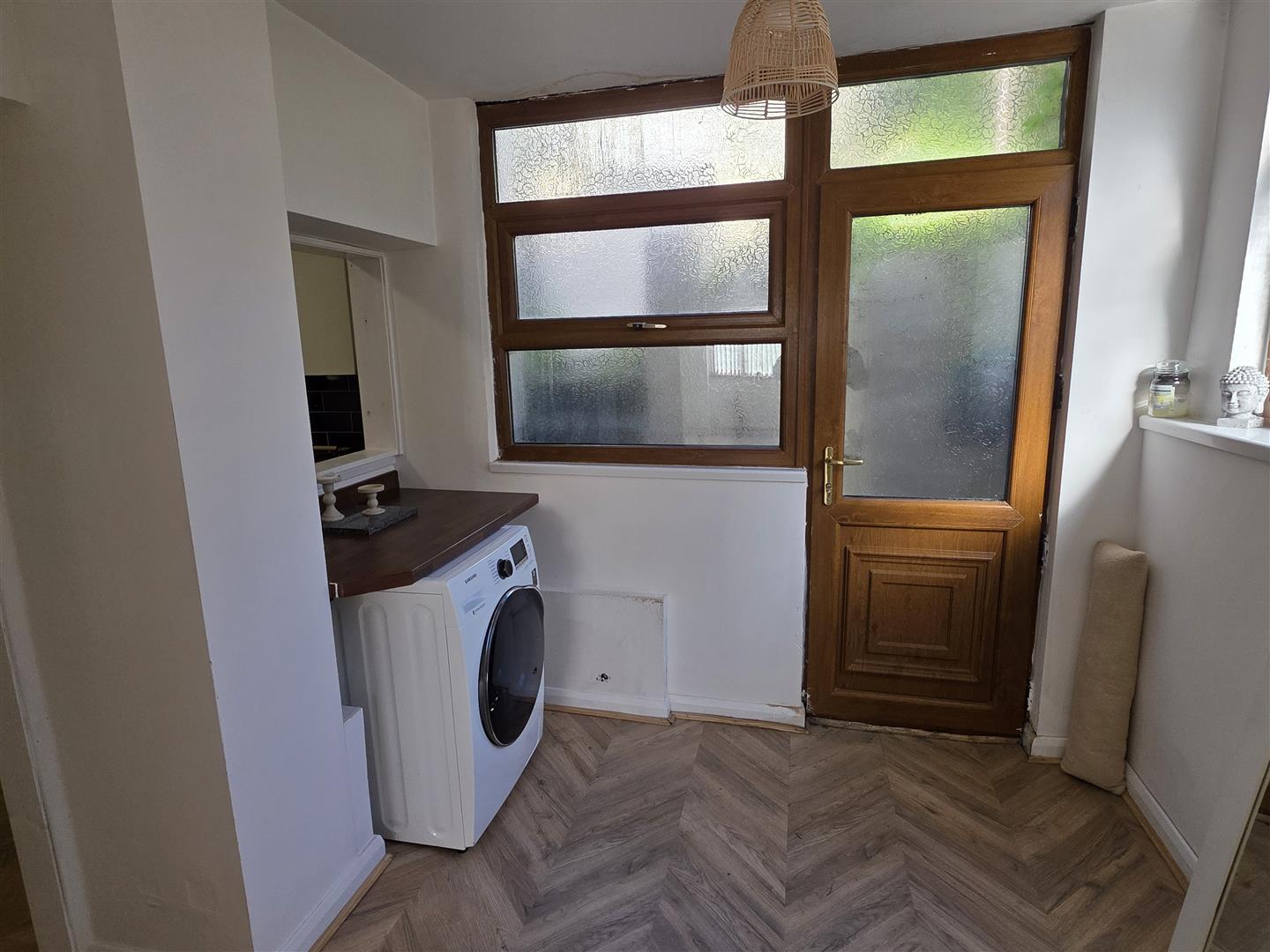 Panteg, Felinfoel, Llanelli, SA15 3TE